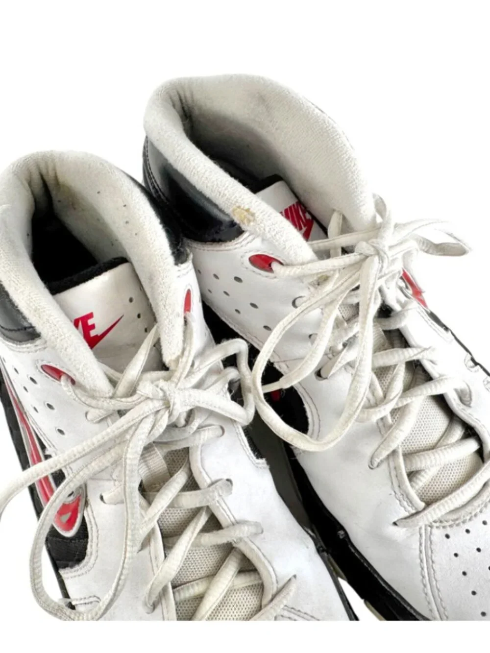 Mens Nike Basketball shoes. Size 7